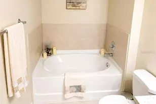 1064 N Tamiami Trl, Sarasota, FL 34236 - Photo 12