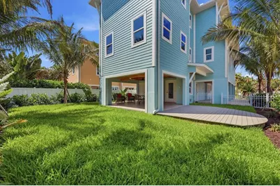 115 Aqua Lane, Holmes Beach, FL 34217 - Photo 54