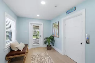 115 Aqua Ln, Holmes Beach, FL 34217 - Photo 8