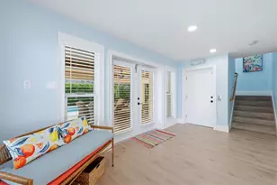 113 Aqua Ln, Holmes Beach, FL 34217 - Photo 8