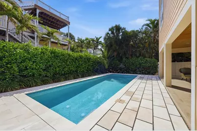 113 Aqua Lane, Holmes Beach, FL 34217 - Photo 46