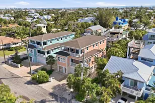113 Aqua Ln, Holmes Beach, FL 34217 - Photo 1