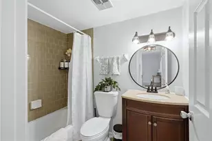 3446 Lake Bayshore Dr, Bradenton, FL 34205 - Photo 24