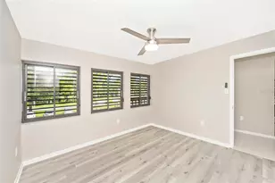 5178 Lake Village Dr, Sarasota, FL 34235 - Photo 14