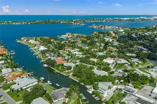 7616 Cove Terrace, Sarasota, FL 34231 - Photo 8