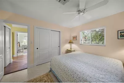 7616 Cove Terrace, Sarasota, FL 34231 - Photo 30