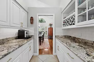8314 Cypress Hollow Dr, Sarasota, FL 34238 - Photo 24