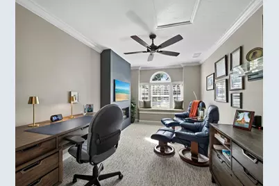 8314 Cypress Hollow Drive, Sarasota, FL 34238 - Photo 32