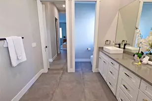 2475 Bay St, Sarasota, FL 34237 - Photo 30