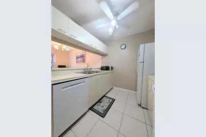 3609 59th Avenue W #3609, Bradenton, FL 34210 - Photo 6
