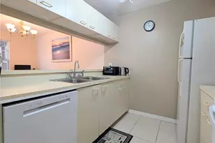 3609 59th Ave W, Bradenton, FL 34210 - Photo 6