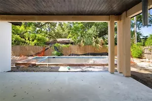 2114 Floyd St, Sarasota, FL 34239 - Photo 14