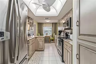 3136 Bispham Rd, Sarasota, FL 34231 - Photo 8