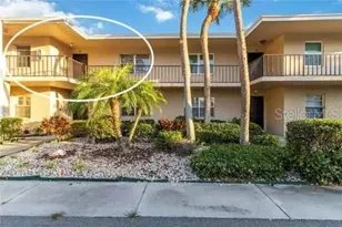 6999 W Country Club Dr N, Sarasota, FL 34243 - Photo 18