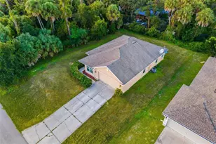 13558 Goodrich Ave, Port Charlotte, FL 33953 - Photo 36