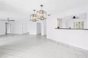 6101 34th Street W, Bradenton, FL 34210 - Photo 10