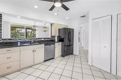 6101 34th Street W #3F, Bradenton, FL 34210 - Photo 6