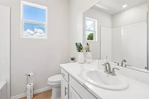 18346 Tavernside Trl, Lakewood Ranch, FL 34211 - Photo 24