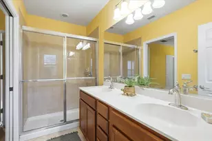 1585 Dorgali Dr, Sarasota, FL 34238 - Photo 30