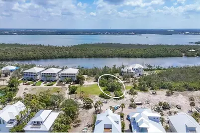 7365 Palm Island Drive, Placida, FL 33946 - Photo 14