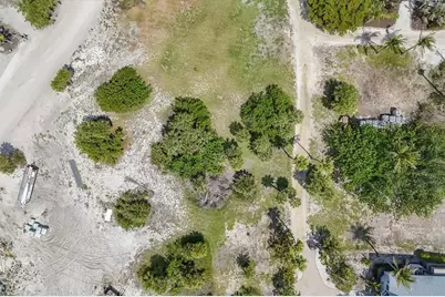 7365 Palm Island Drive, Placida, FL 33946 - Photo 10