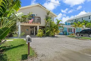 2517 Avenue C, Bradenton Beach, FL 34217 - Photo 4