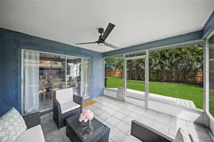 6553 Samoa Dr, Sarasota, FL 34241 - Photo 4