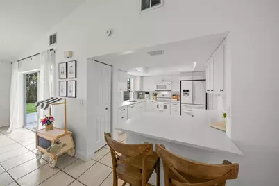 6553 Samoa Drive, Sarasota, FL 34241 - Photo 8