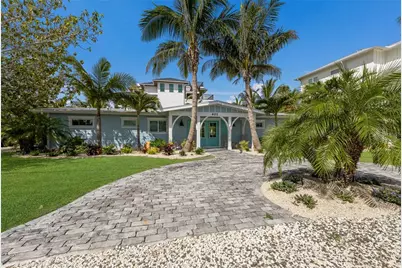 401 N Shore Drive, Anna Maria, FL 34216 - Photo 2