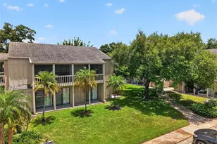 2220 Bahia Vista St, Sarasota, FL 34239 - Photo 32