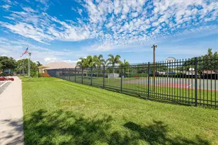 4617 Egmont Dr, Bradenton, FL 34203 - Photo 64