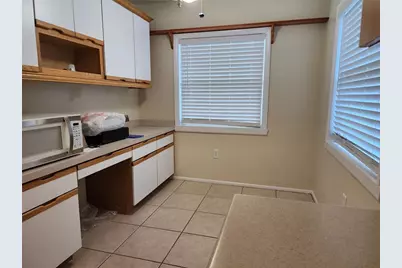 1650 1st Avenue W #408B, Bradenton, FL 34205 - Photo 6