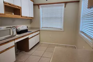 1650 1st Ave W, Bradenton, FL 34205 - Photo 6