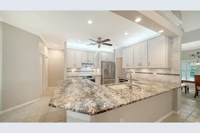 4322 Highland Oaks Circle, Sarasota, FL 34235 - Photo 8