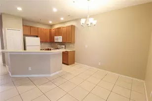 4011 Burlwood Rd, Sarasota, FL 34233 - Photo 6