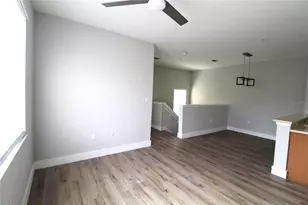 3475 Parkridge Cir, Sarasota, FL 34243 - Photo 6