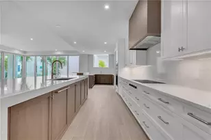 70 Avenida Veneccia, Sarasota, FL 34242 - Photo 6