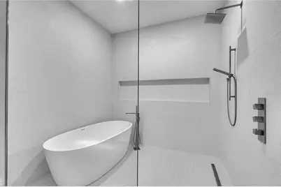 70 Avenida Veneccia #204, Sarasota, FL 34242 - Photo 22