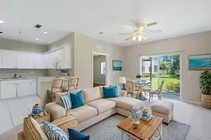3958 Mediterranea Cir, Sarasota, FL 34233 - Photo 4