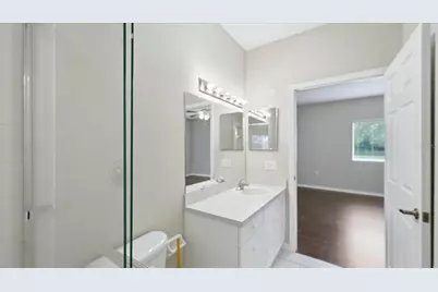 3958 Mediterranea Circle #411, Sarasota, FL 34233 - Photo 24