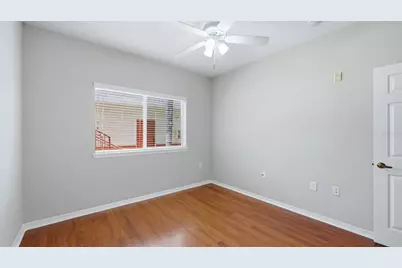 3958 Mediterranea Circle #411, Sarasota, FL 34233 - Photo 14