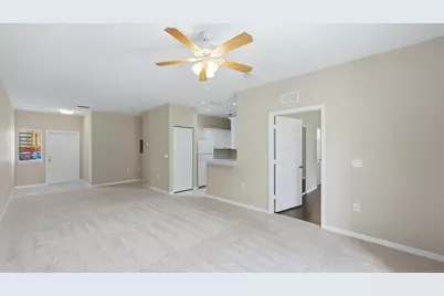 3958 Mediterranea Circle #411, Sarasota, FL 34233 - Photo 6