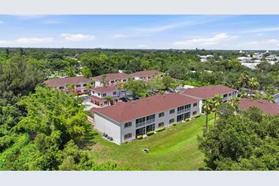 3958 Mediterranea Circle #411, Sarasota, FL 34233 - Photo 34