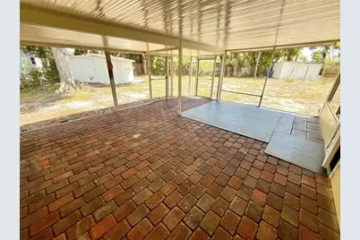712 67th Avenue W, Bradenton, FL 34207 - Photo 18