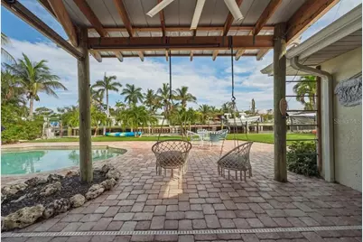 508 83rd Street, Holmes Beach, FL 34217 - Photo 14
