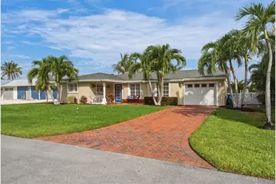 508 83rd Street, Holmes Beach, FL 34217 - Photo 4