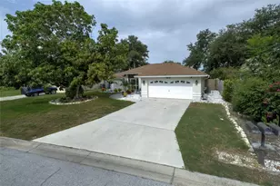 7812 38th Ct E, Sarasota, FL 34243 - Photo 40