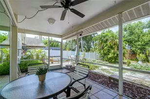7812 38th Ct E, Sarasota, FL 34243 - Photo 34