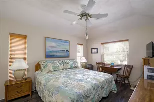 7812 38th Ct E, Sarasota, FL 34243 - Photo 22