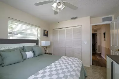 7812 38th Court E, Sarasota, FL 34243 - Photo 28